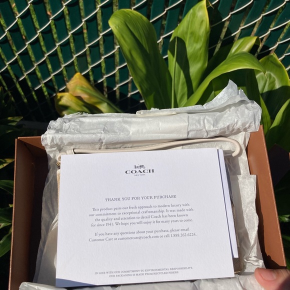 Brand new coach wallet - Picture 6 of 14